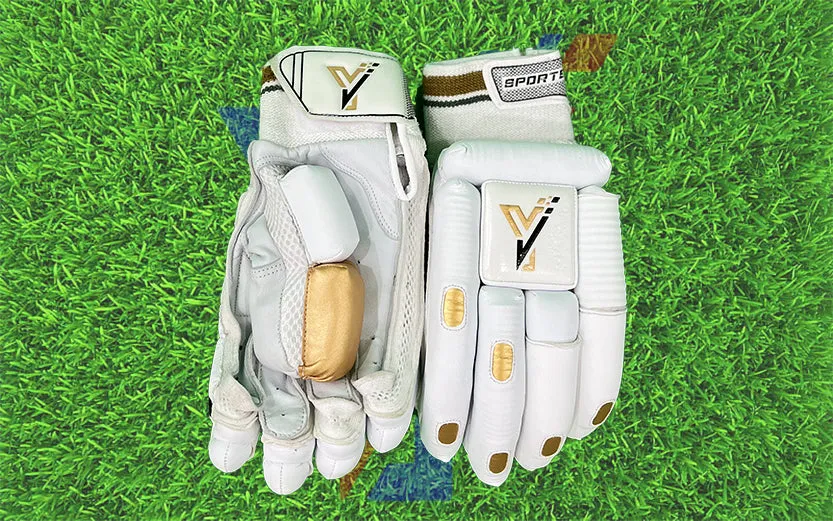 Cricket Protective Equipment & Accessory : Cricket Batting Gloves