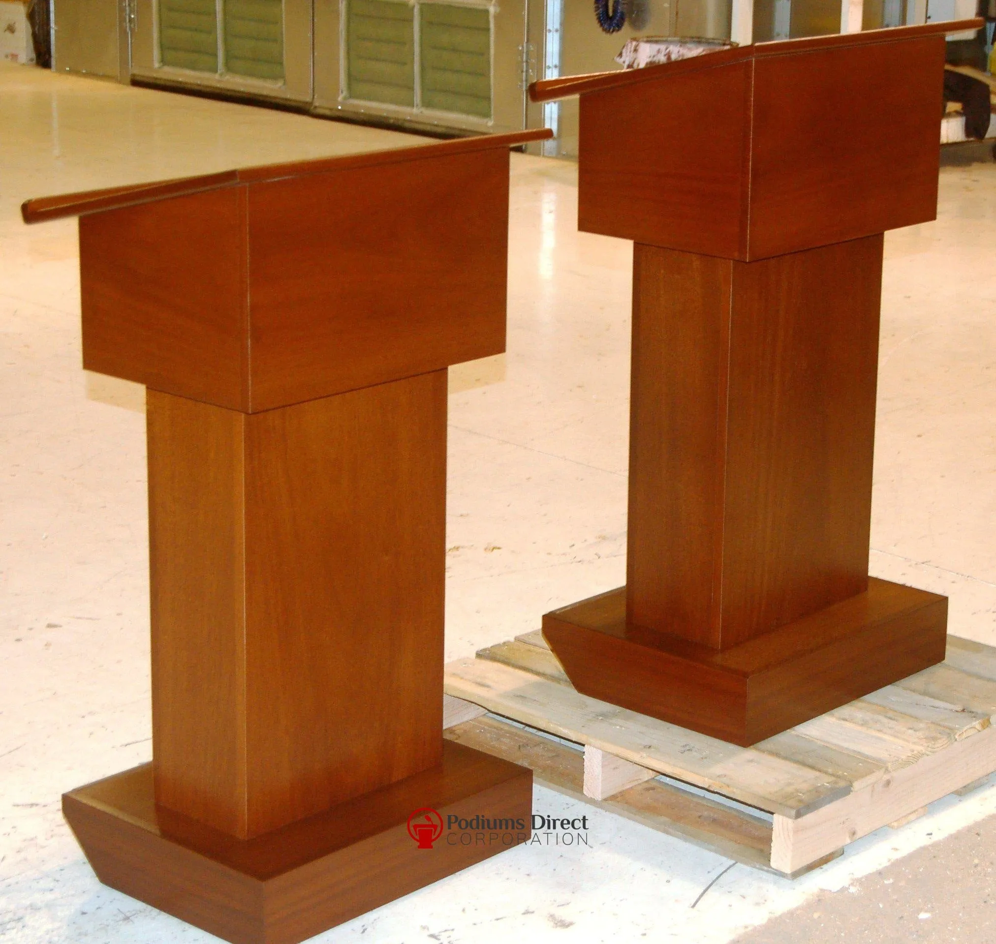 Handcrafted Solid Hardwood Lectern Royal - FREE SHIPPING!